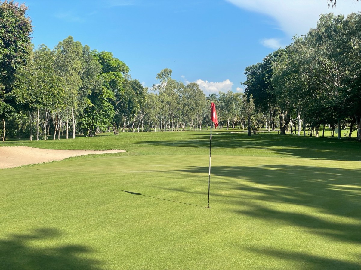 Photographs of the Kinshasa golf&nbsp;course